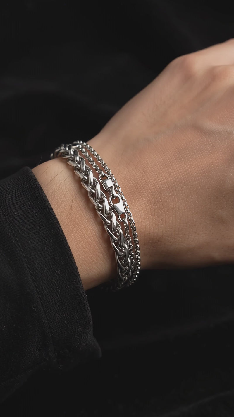 Orcus five-second cinematic jewelry showcase.