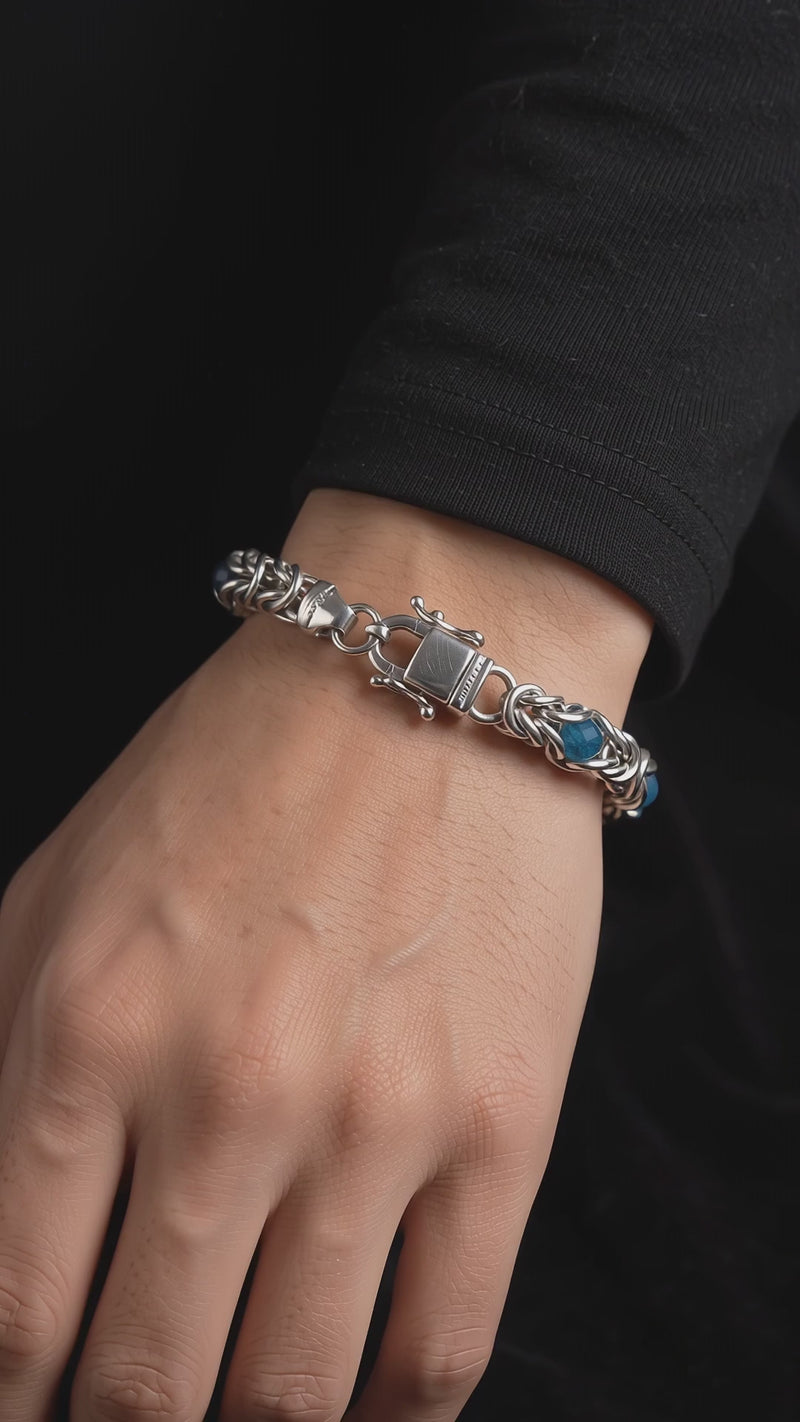 Styx five-second cinematic jewelry showcase.